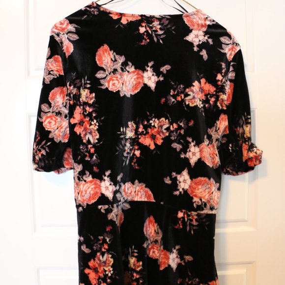 George Velvet Floral Wrap Top - Picture 3 of 6